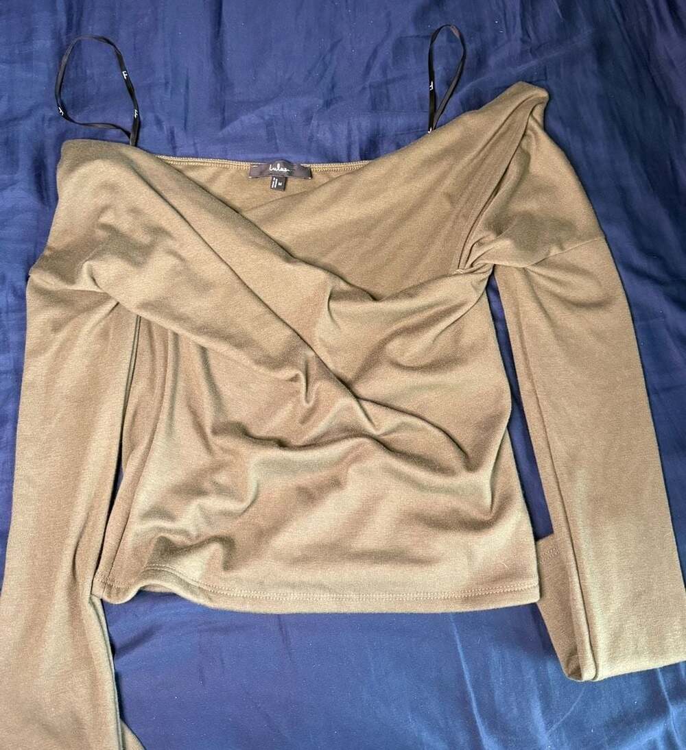 Lulus Long Sleeve Top Size M Olive Green Asymmetric Off Shoulder